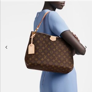 Louis Vuitton Graceful MM handbag